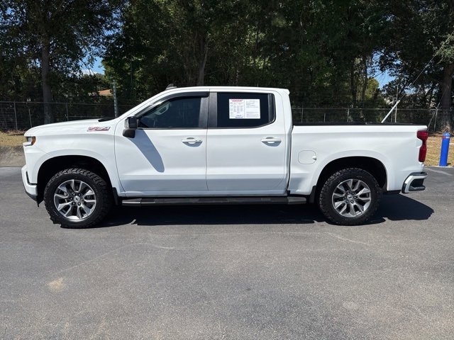 2020 Chevrolet Silverado RST photo 2