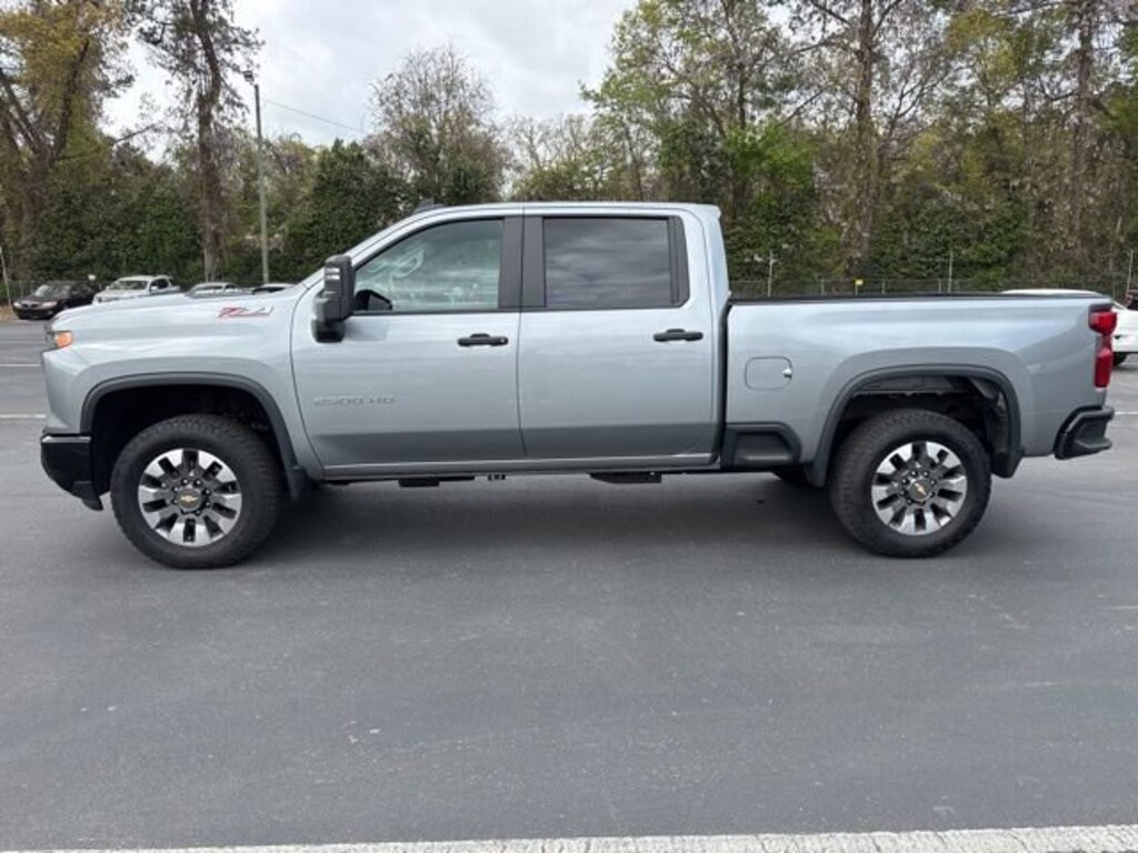 Used 2025 Chevrolet Silverado 2500 HD Custom Truck