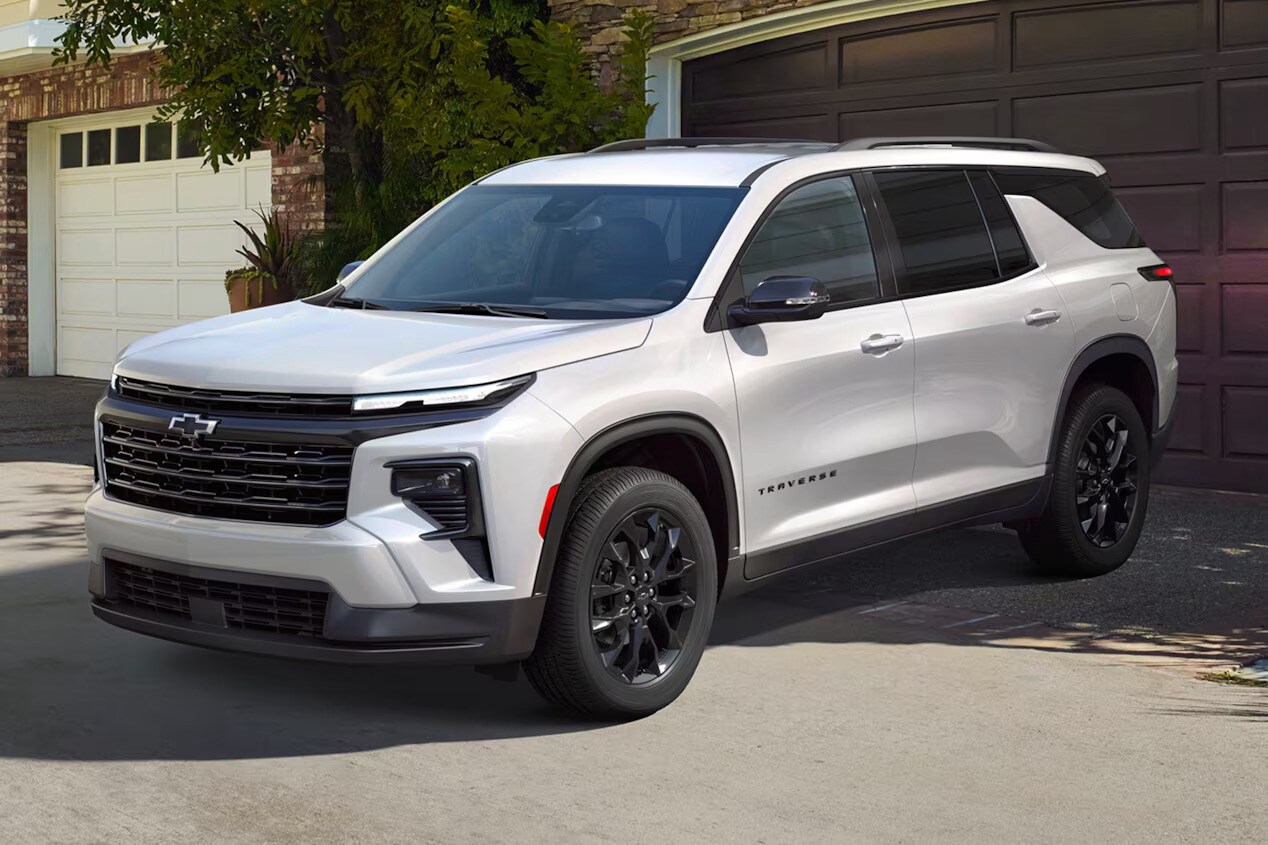 2026 Chevy Traverse - Midnight Edition