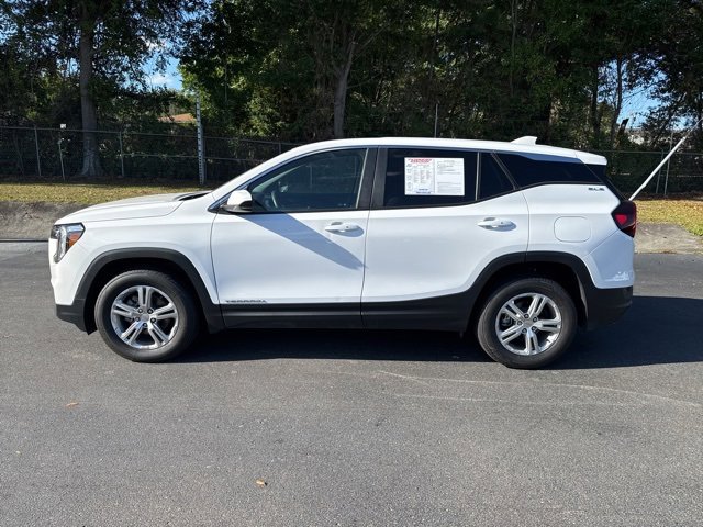 2024 Gmc Terrain SLE photo 2