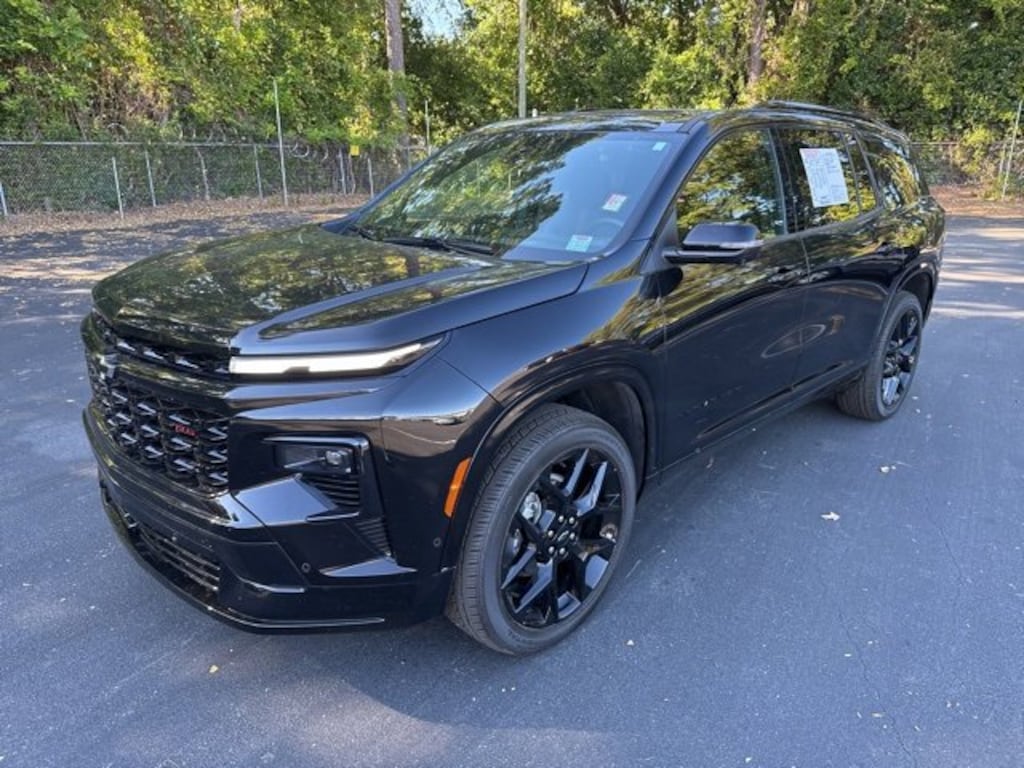 Used 2024 Chevrolet Traverse RS SUV