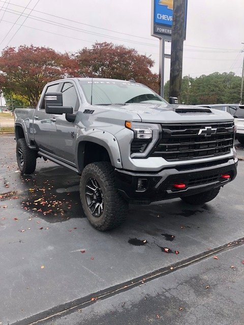 2025 Chevrolet Silverado 2500HD LT's photo
