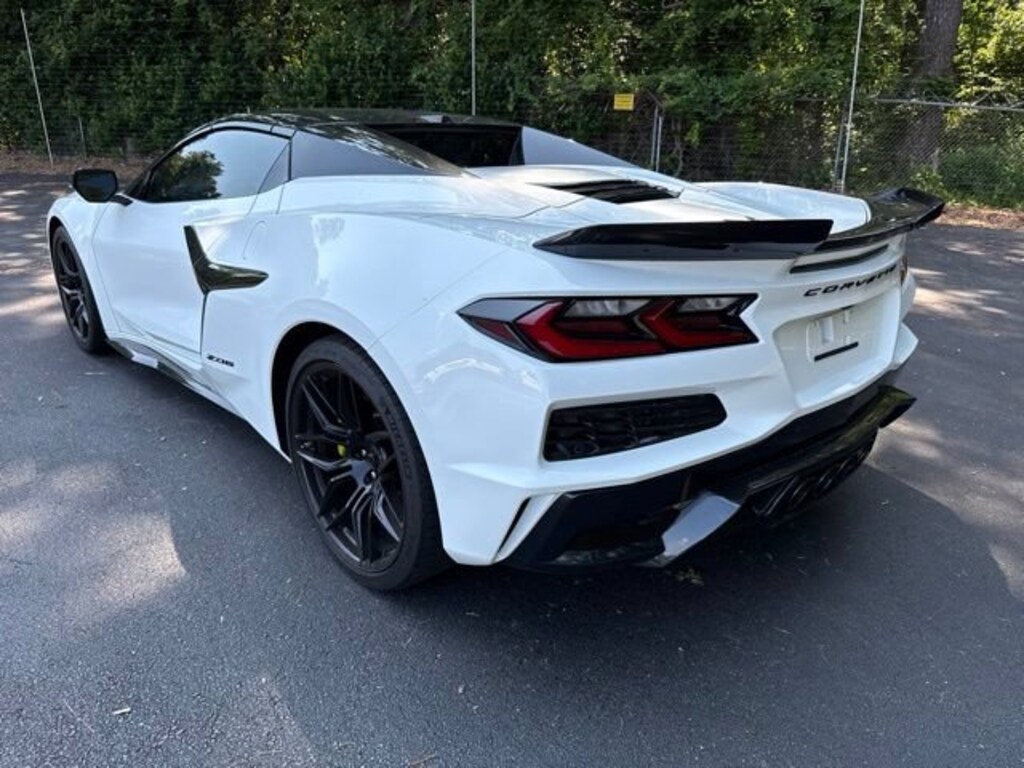 Used 2024 Chevrolet Corvette Z06 2LZ Performance