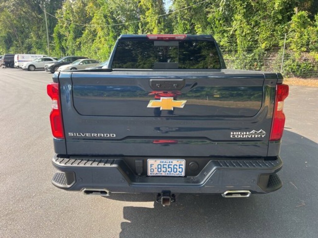 Used 2023 Chevrolet Silverado 1500 For Sale at Powers Swain Chevrolet VIN 1GCUDJE81PZ217721