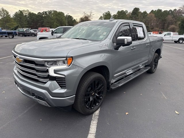 2025 Chevrolet Silverado 1500 High Country's photo
