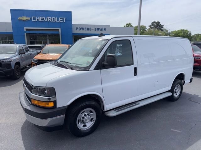2023 Chevrolet Express 2500 Work Van HD's photo
