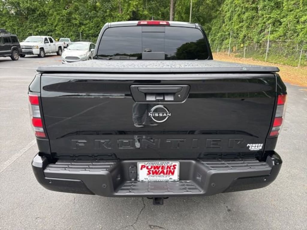 Used 2026 Nissan Frontier SV