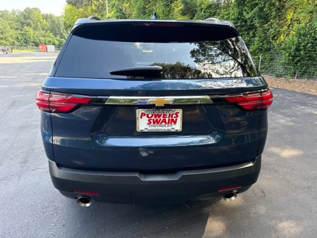 Used 2023 Chevrolet Traverse LT Cloth SUV