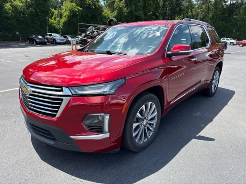 Used 2023 Chevrolet Traverse Premier SUV