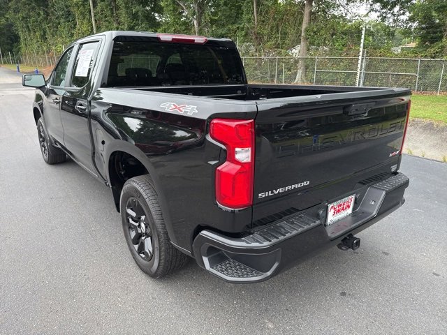 2025 Chevrolet Silverado 1500 RST photo 3