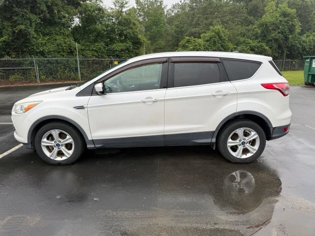 Used 2015 Ford Escape SE with VIN 1FMCU0GX2FUA36368 for sale in Fayetteville, NC