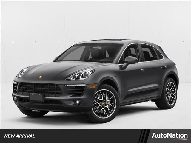 2017 Porsche Macan Turbo's photo