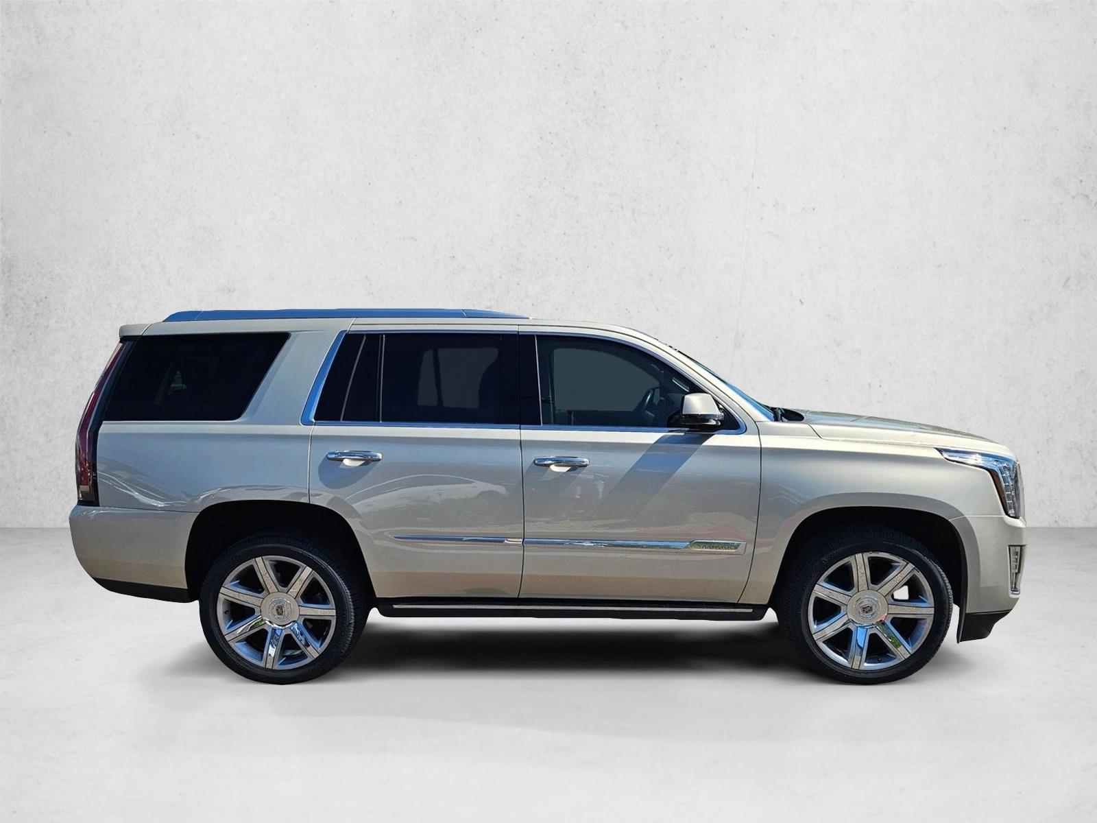 2015 Cadillac Escalade Premium photo 4