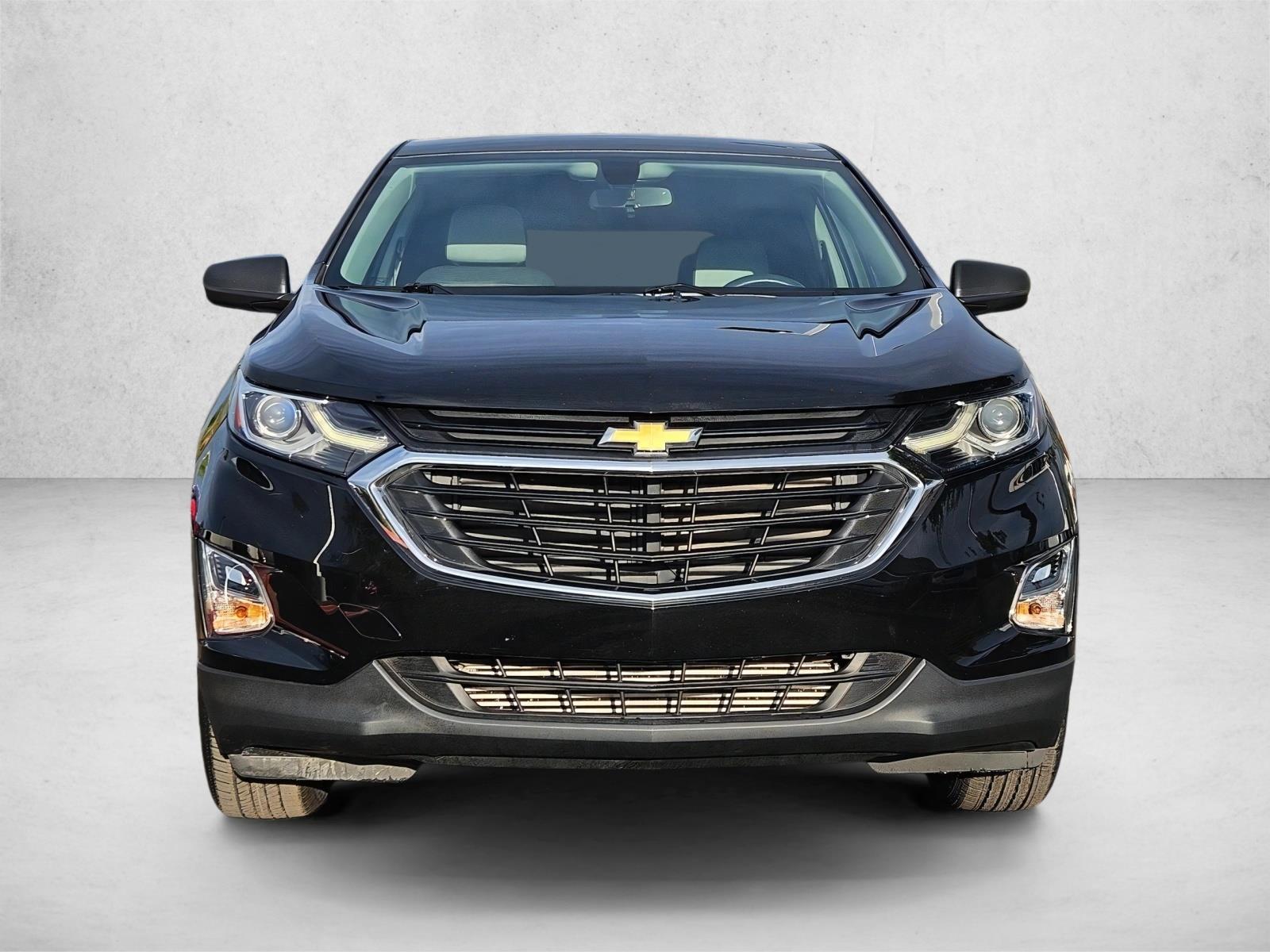 2019 Chevrolet Equinox LS photo 2