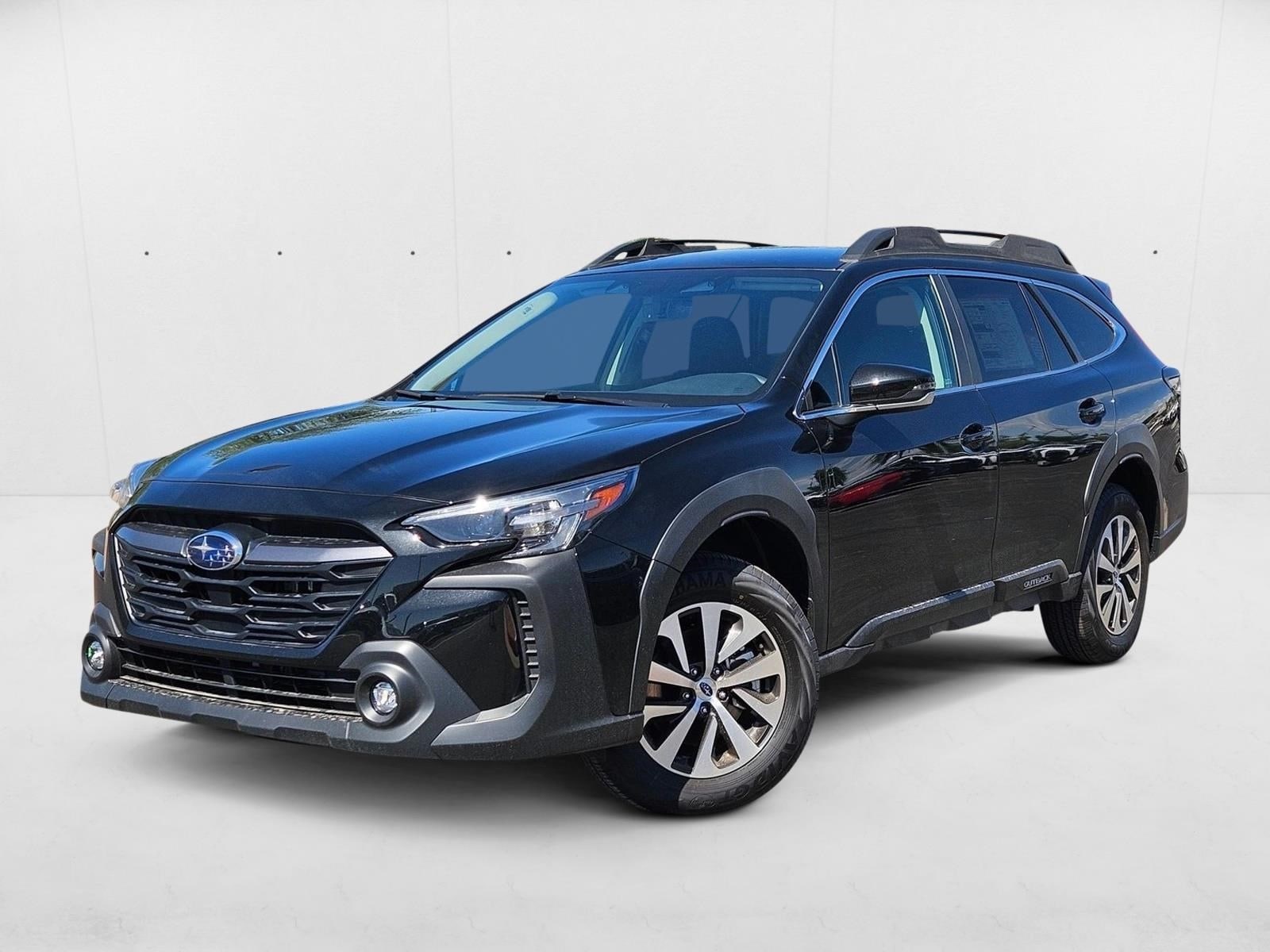 2025 Subaru Outback Premium's photo