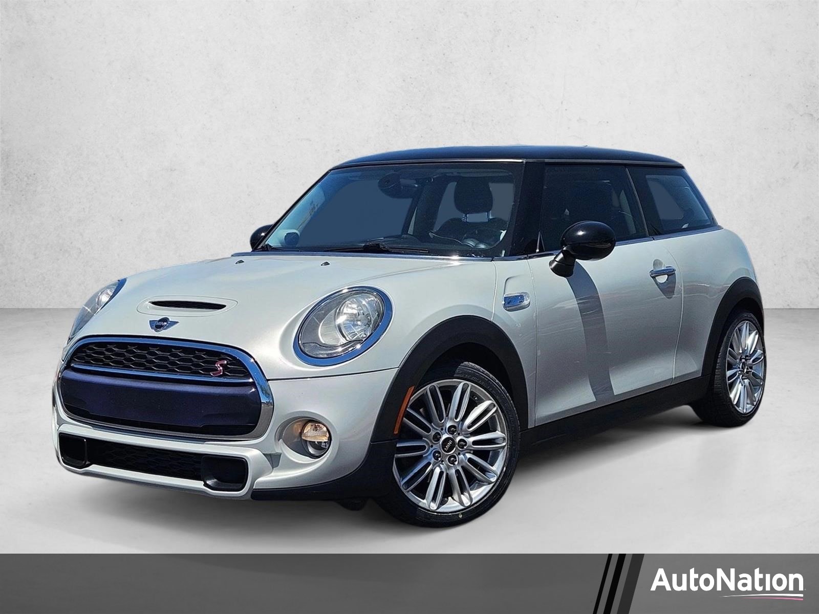 2015 MINI Cooper S's photo