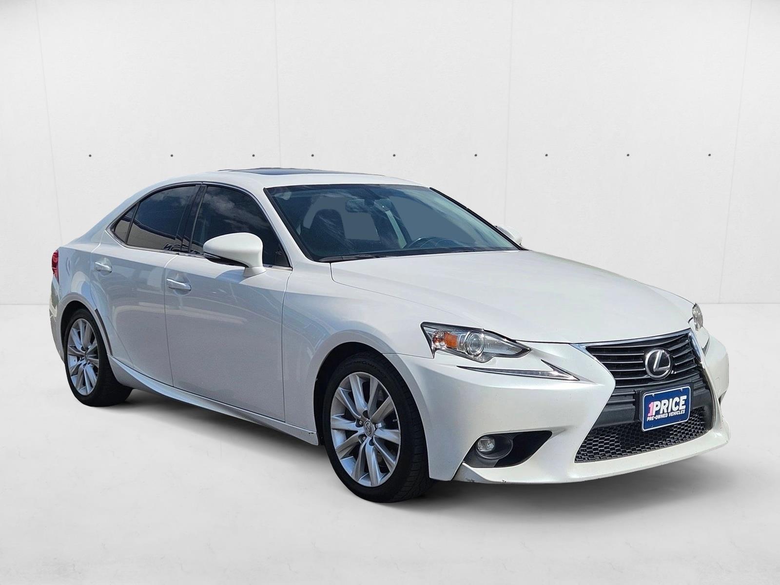 2016 Lexus IS 200t photo 3