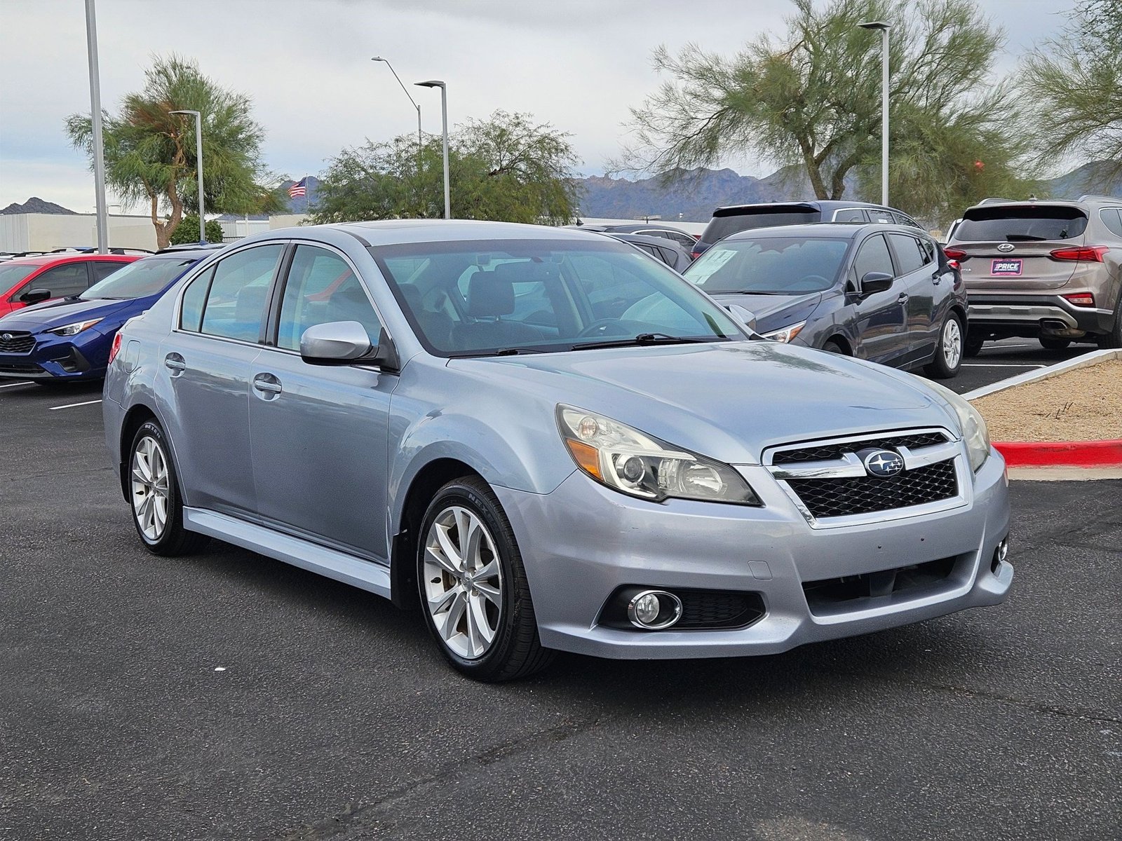 2013 Subaru Legacy 3.6R Limited photo 2