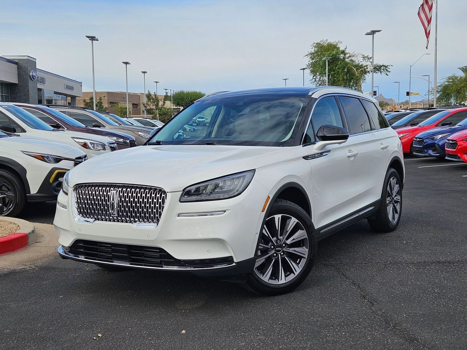 2021 Lincoln Corsair Reserve's photo