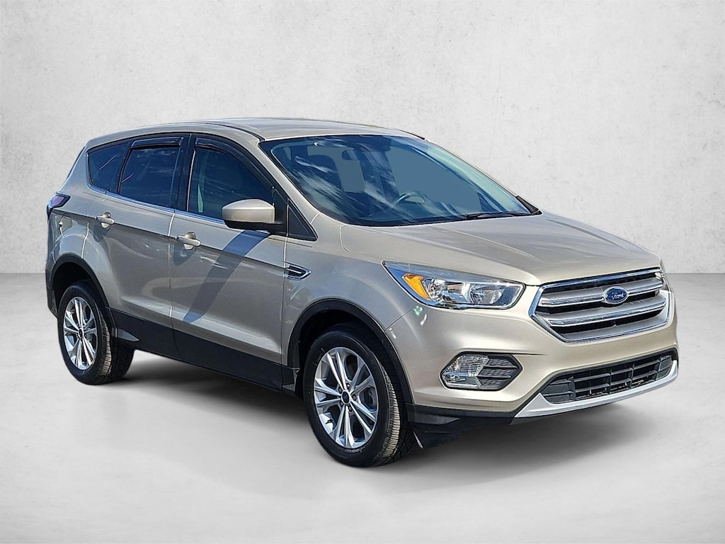 Used 2017 Ford Escape SE SUV