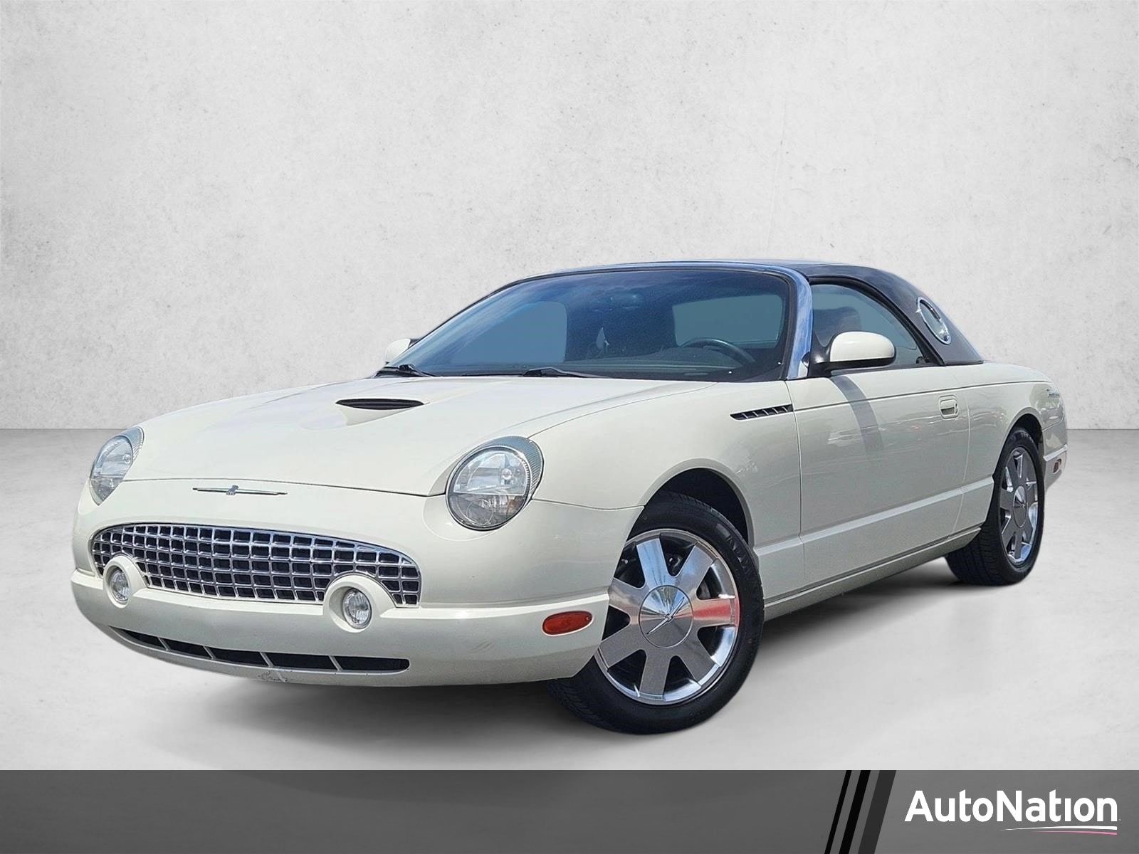 2002 Ford Thunderbird Premium's photo
