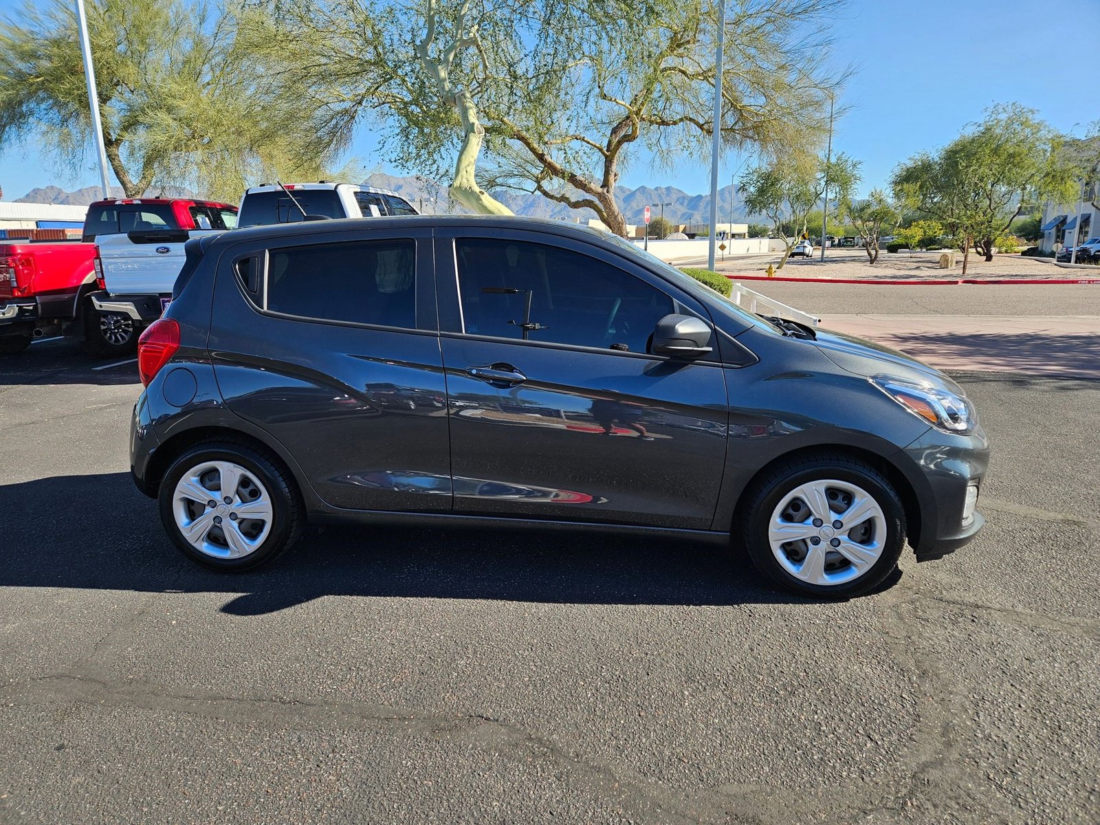 2021 Chevrolet Spark LS photo 4