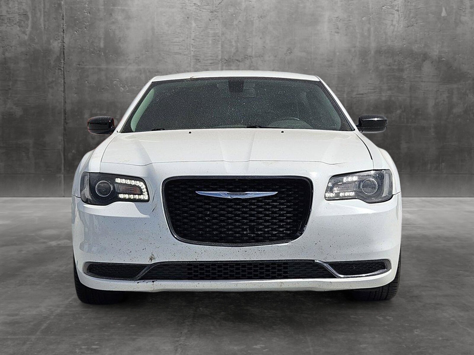 Used 2020 Chrysler 300 Touring with VIN 2C3CCAAG8LH128142 for sale in Scottsdale, AZ