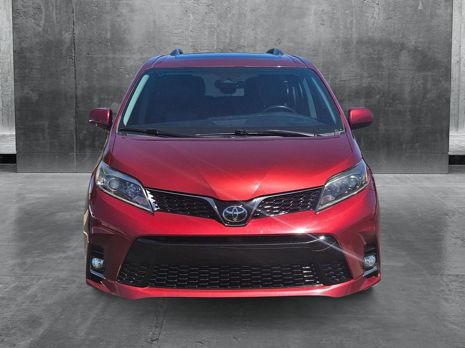 Used 2019 Toyota Sienna SE with VIN 5TDEZ3DC0KS210115 for sale in Scottsdale, AZ
