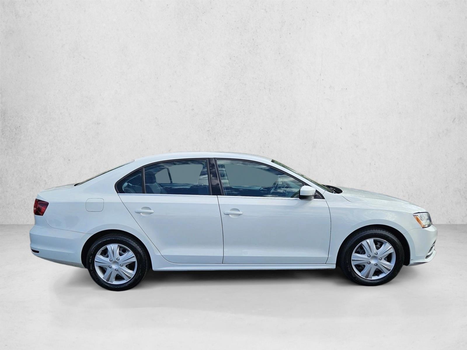2017 Volkswagen Jetta 1.4T S photo 4