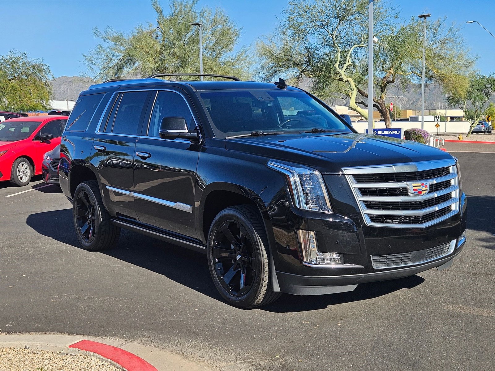 2019 Cadillac Escalade Premium Luxury photo 3
