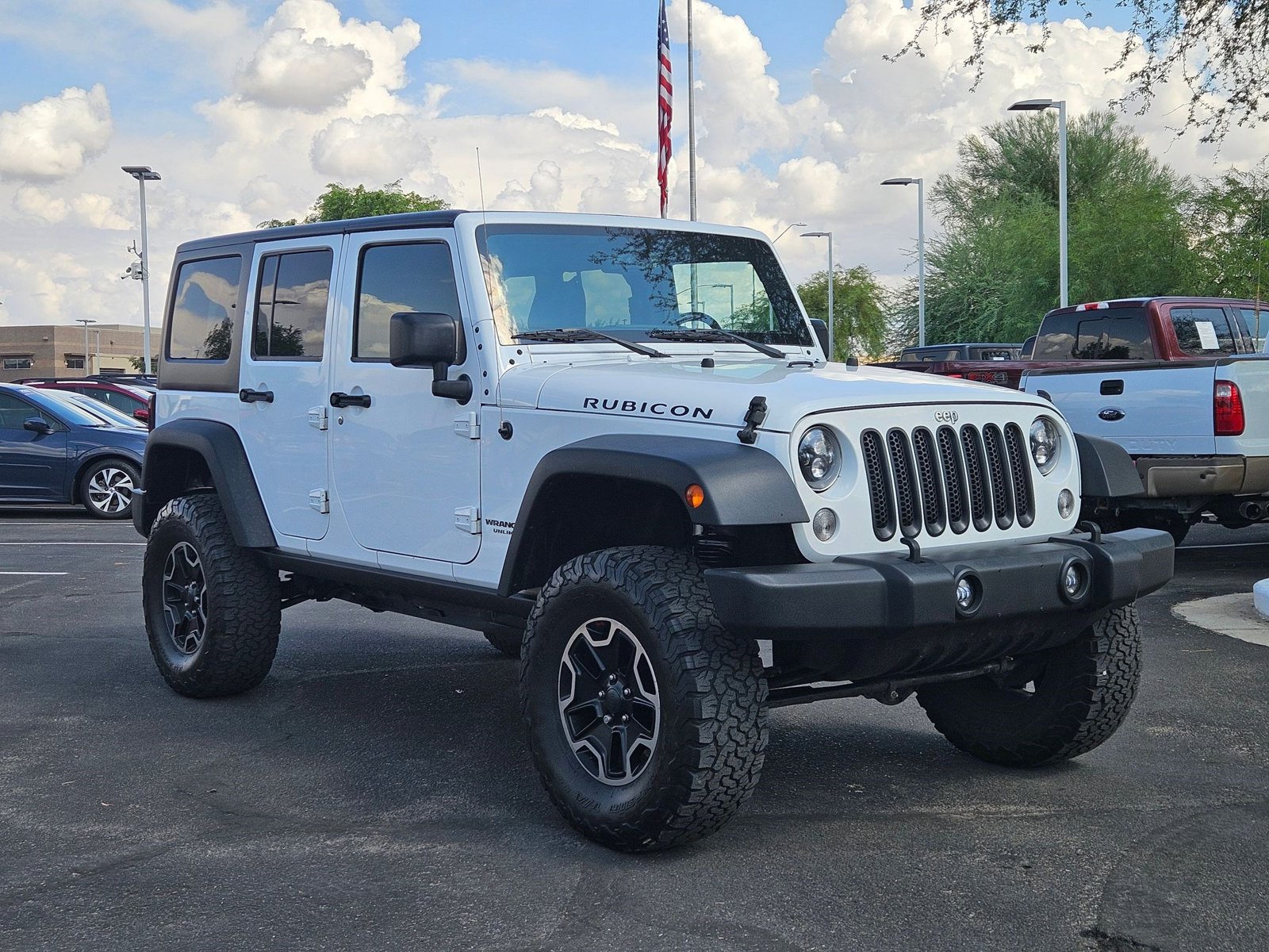 2015 Jeep Wrangler Unlimited Rubicon photo 3