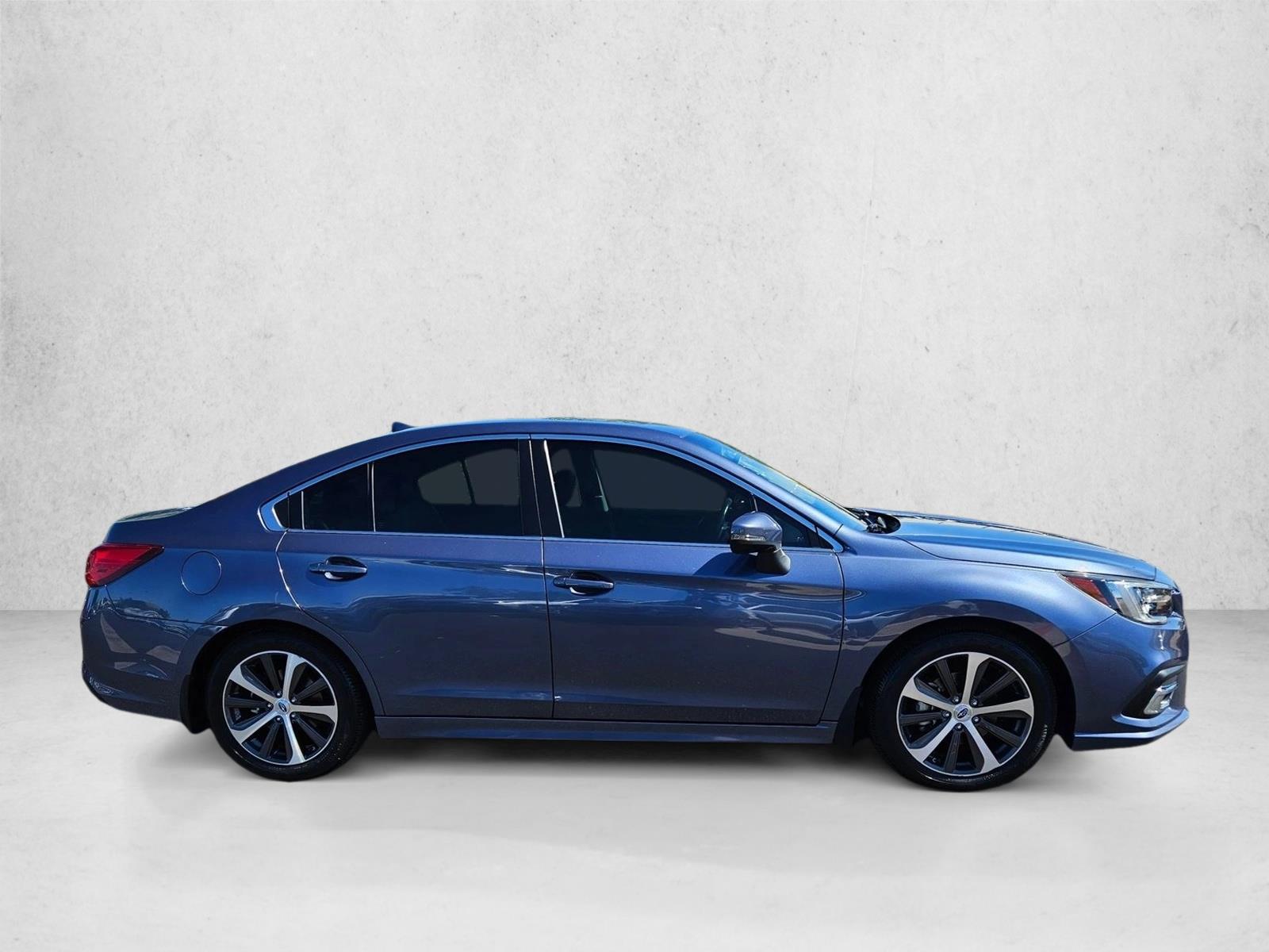 2018 Subaru Legacy Limited photo 4