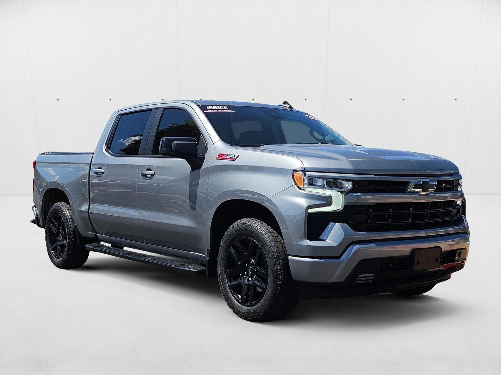 2023 Chevrolet Silverado 1500 RST photo 3