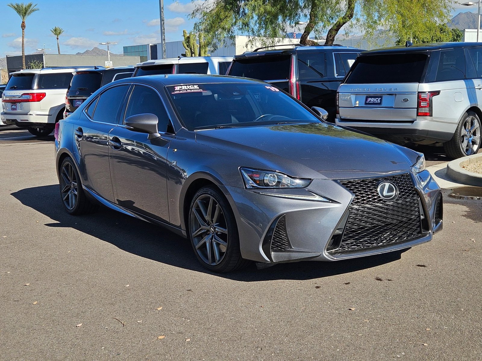2019 Lexus IS 350 photo 3