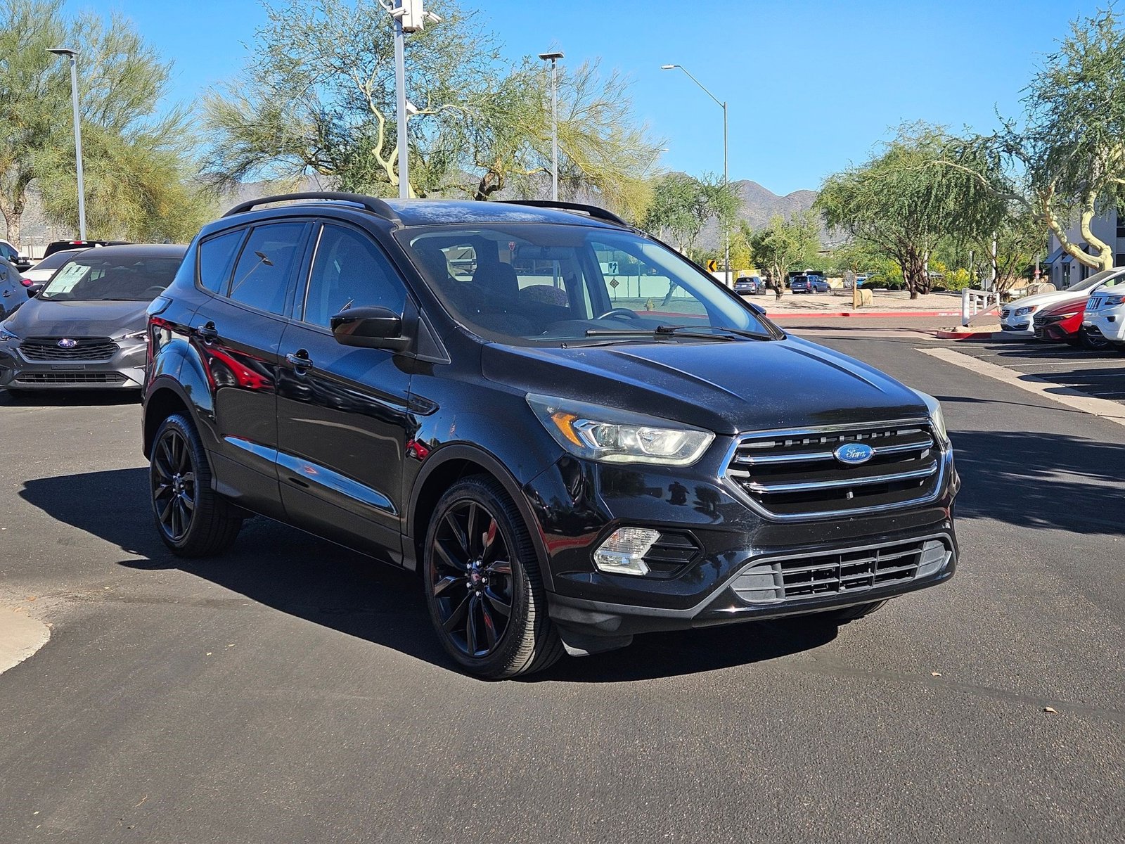 2017 Ford Escape SE photo 3
