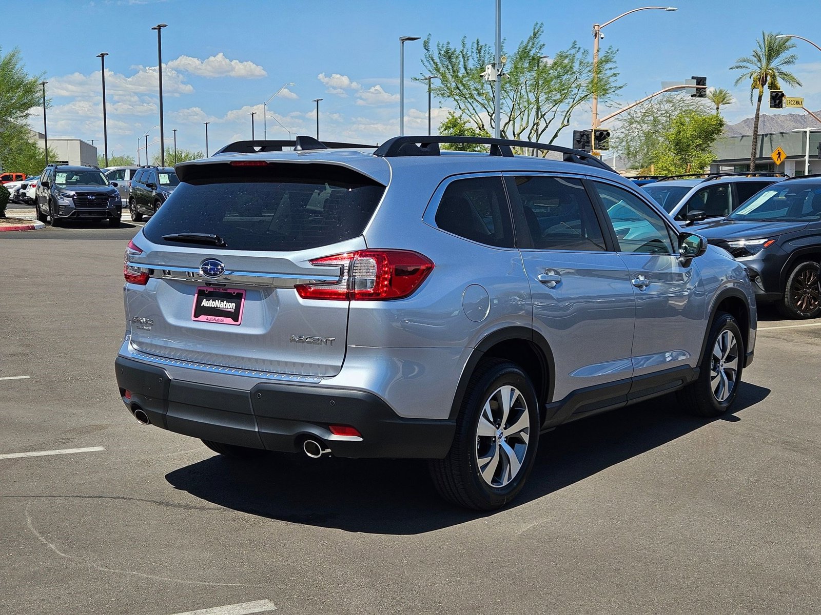 2025 Subaru Ascent Premium photo 2