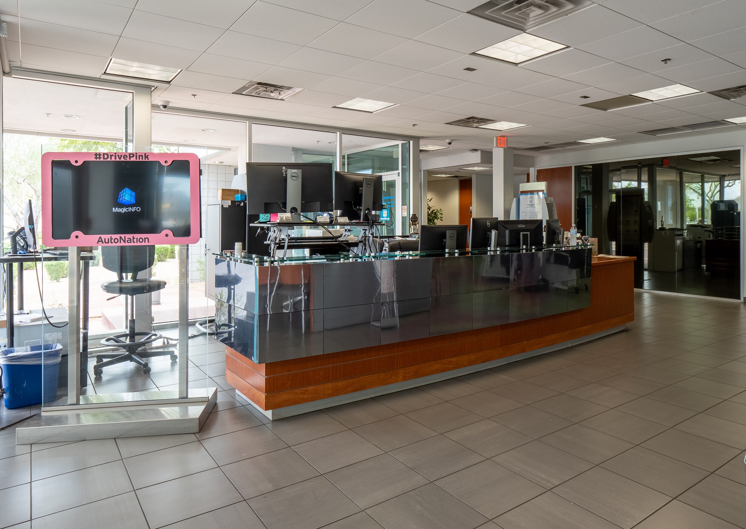 AutoNation Subaru Scottsdale Finance Center Scottsdale, AZ