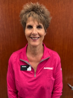 Staff member Rhonda Ross from ID_ee9fa8b0d73e