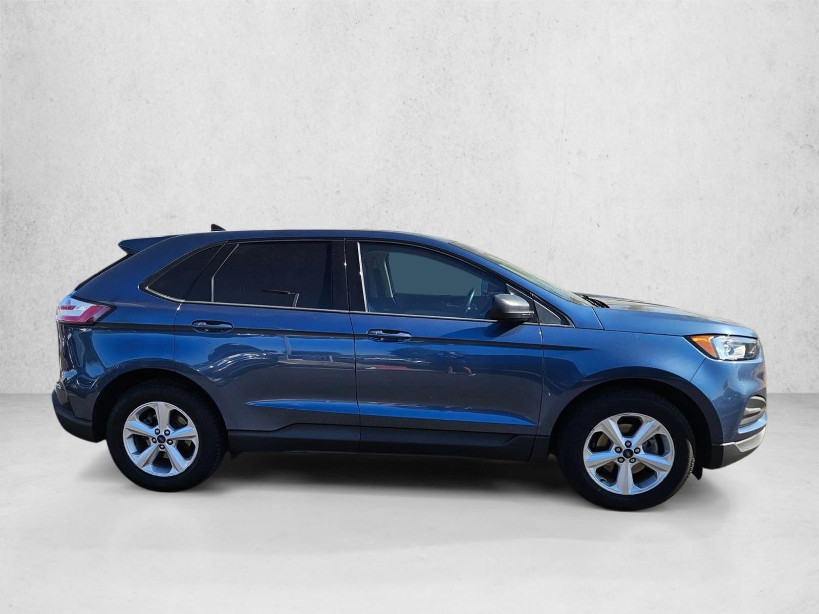 2019 Ford Edge SE photo 4
