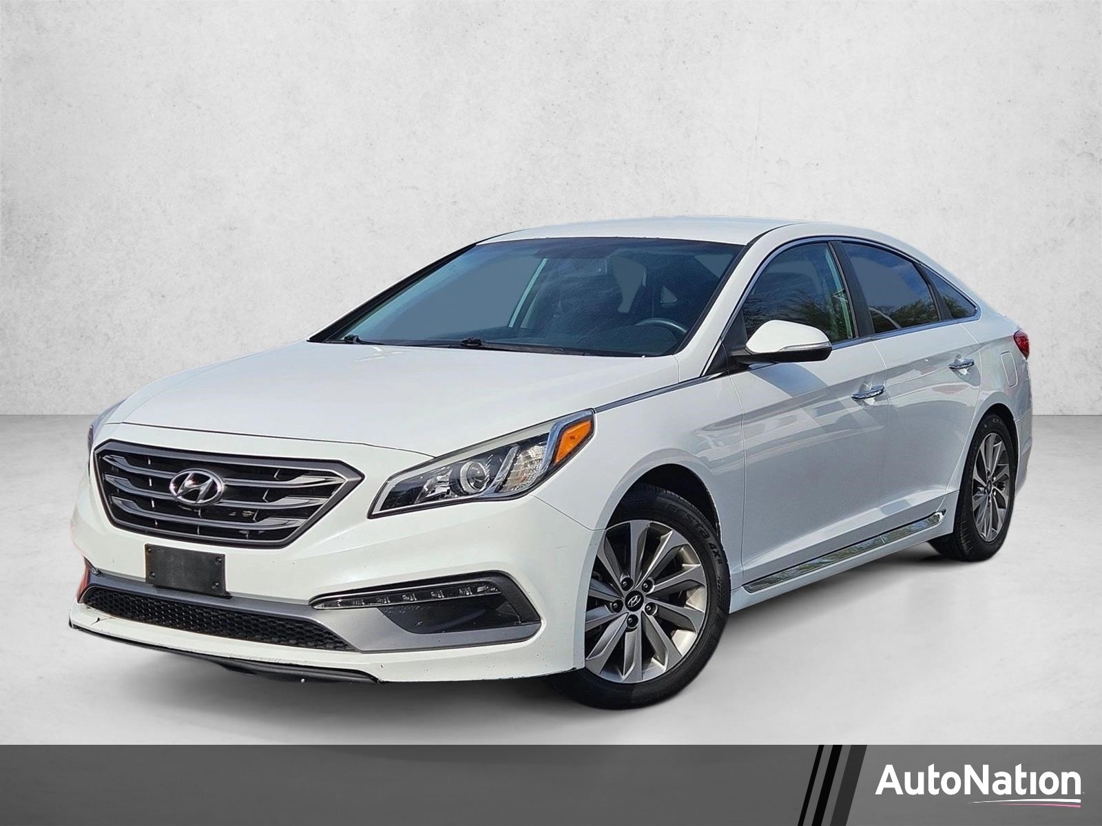 2015 Hyundai Sonata Sport PZEV's photo