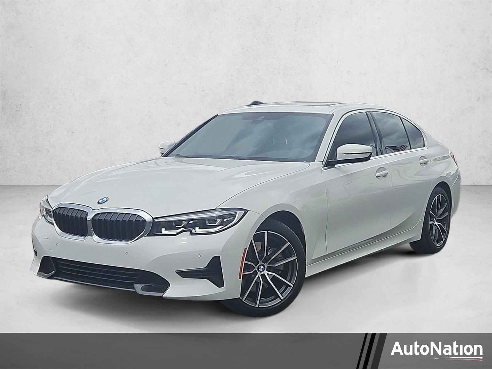  BMW 330i