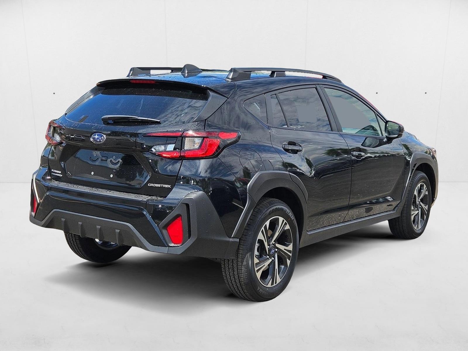 2025 Subaru Crosstrek Premium photo 2