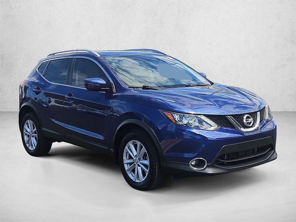 Used 2018 Nissan Rogue Sport SV SUV