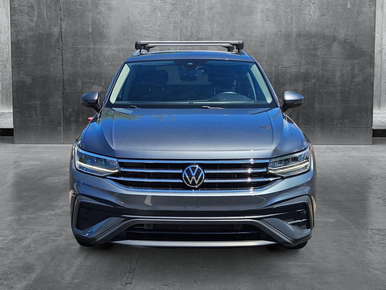 Used 2022 Volkswagen Tiguan SE with VIN 3VV2B7AX7NM160860 for sale in Scottsdale, AZ