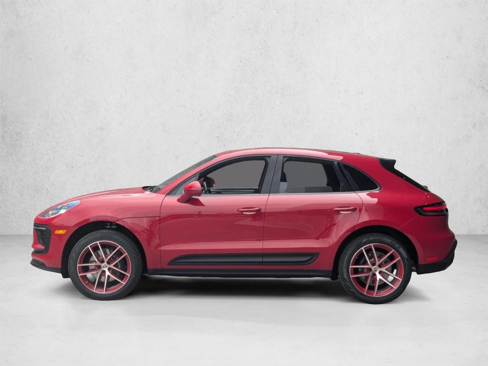 2025 Porsche Macan S photo 2