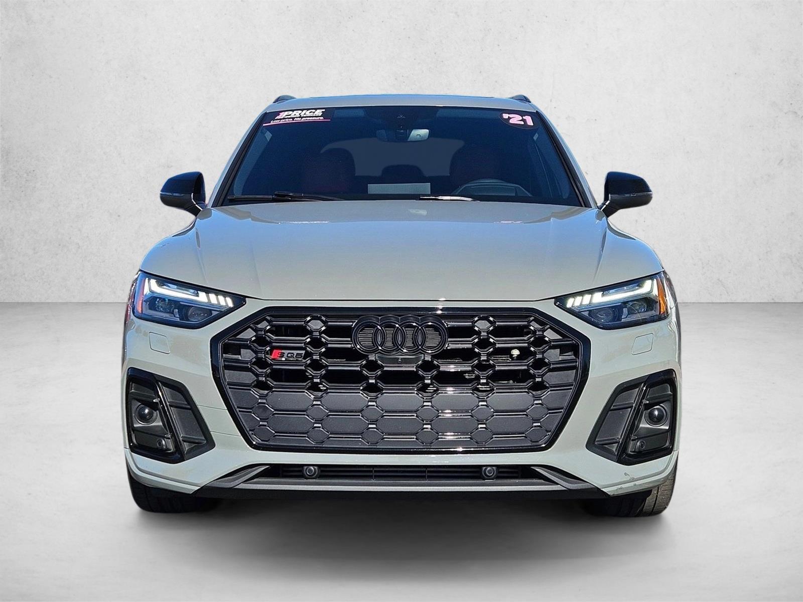 2021 Audi SQ5 Prestige photo 2