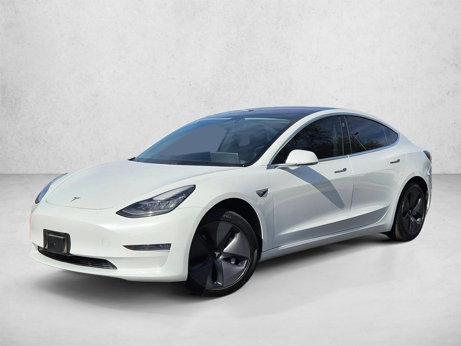2018 Tesla Model 3 Long Range's photo
