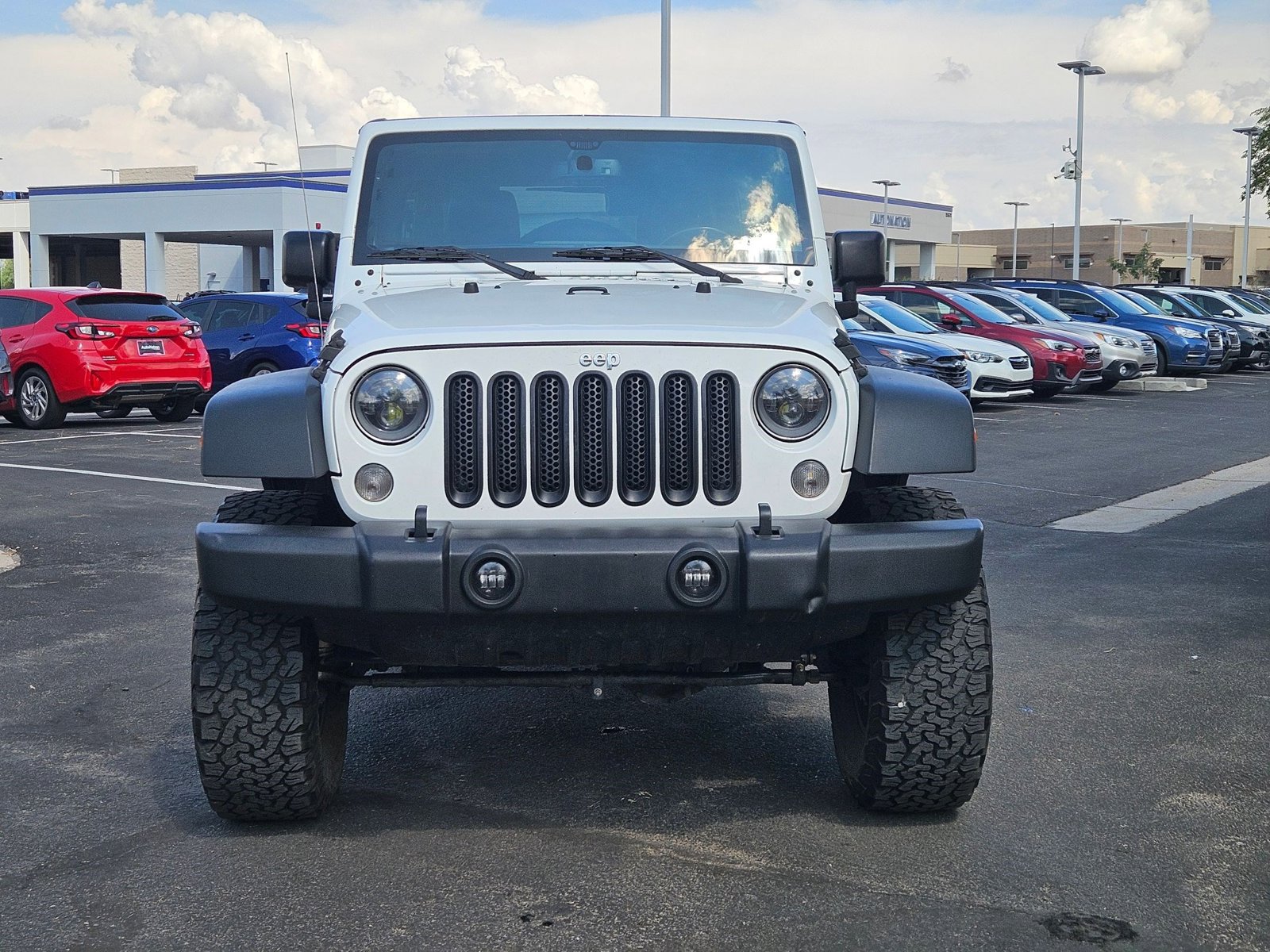 2015 Jeep Wrangler Unlimited Rubicon photo 2
