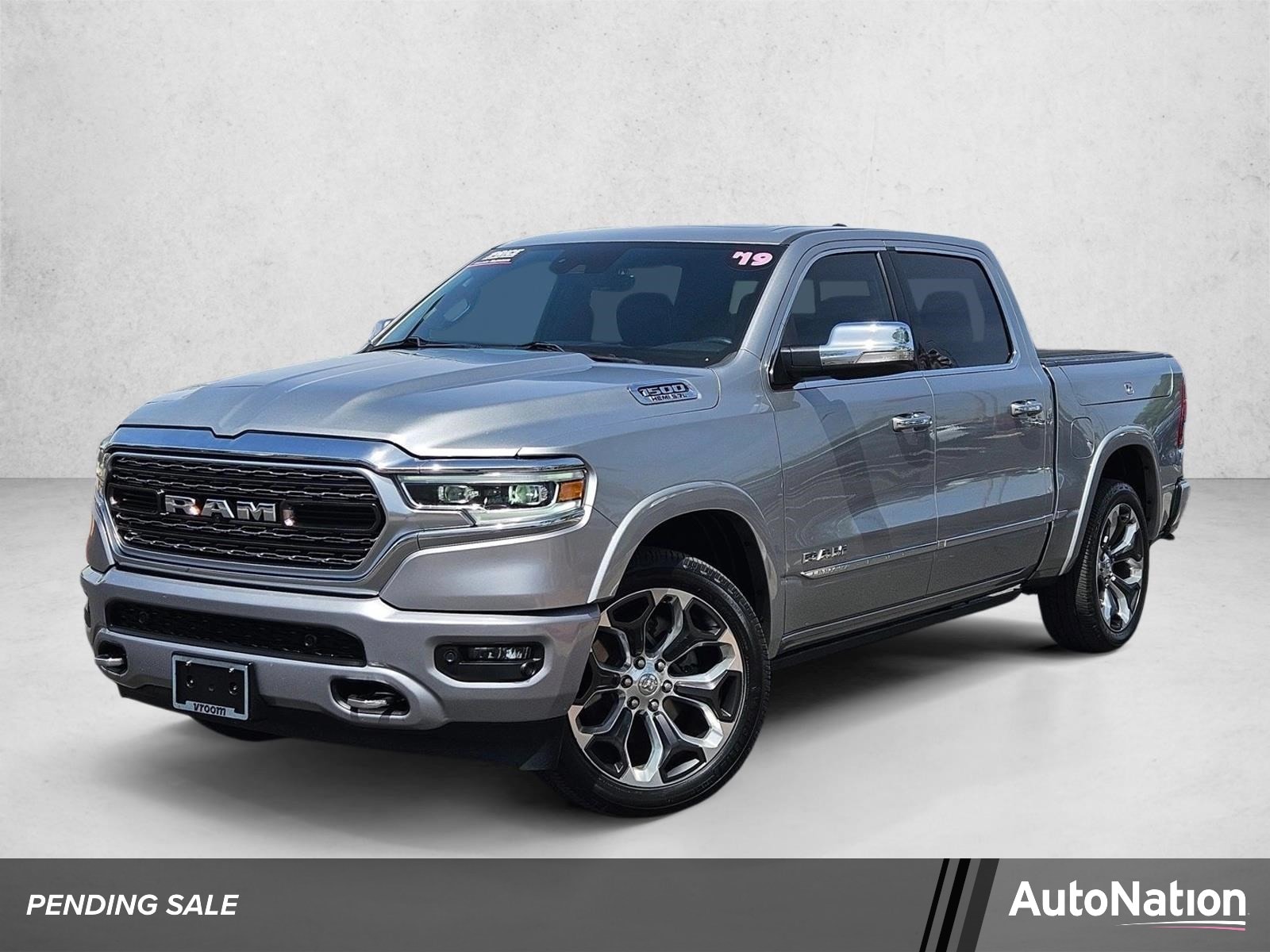 2019 RAM 1500 Limited 4x4 Crew Cab 5'7's photo