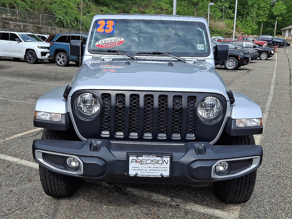 Used 2023 Jeep Gladiator Sport S 4x4 Crew Cab